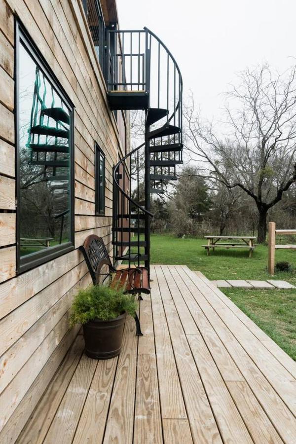 Stunning Cargohome Near Waco, Magnolia And Baylor Hébergement de vacances